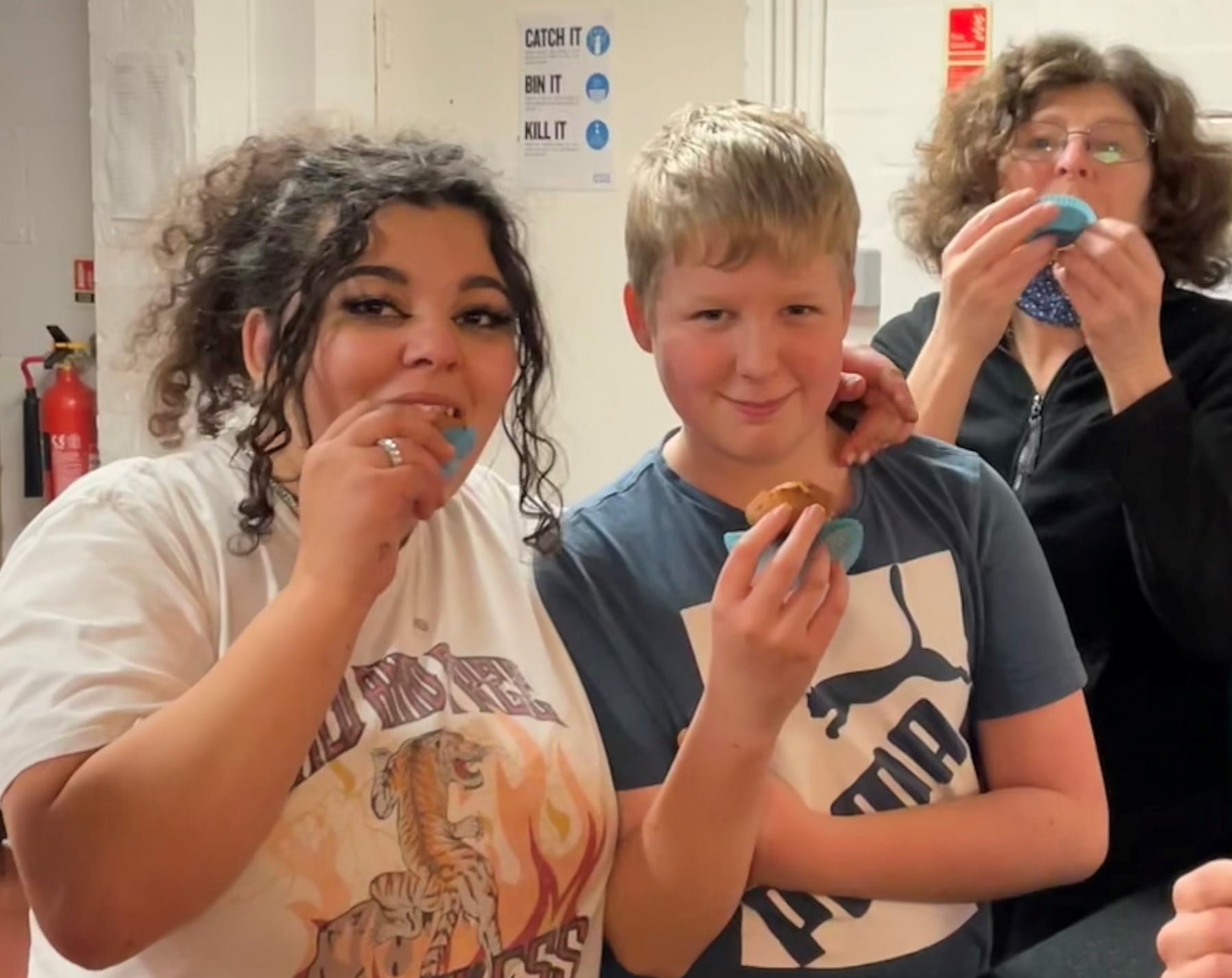 Cake eating